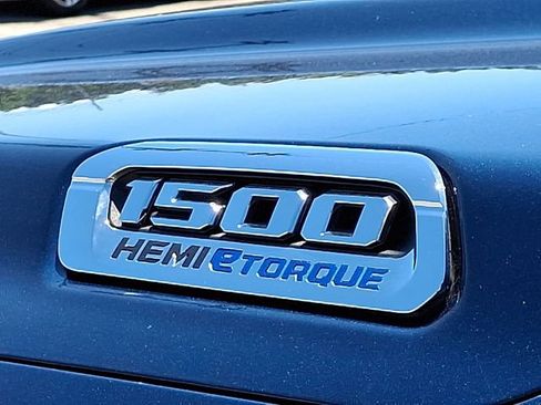 Used 2021 RAM 1500 Laramie AWD/4WD image 30