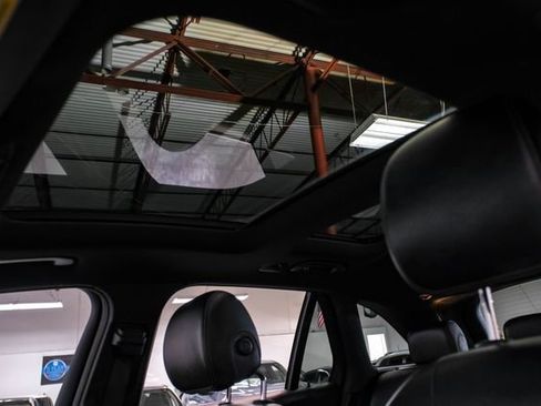 Used 2017 Mercedes-Benz GLC 300 300 Luxury w/ Premium 1 Package image 5