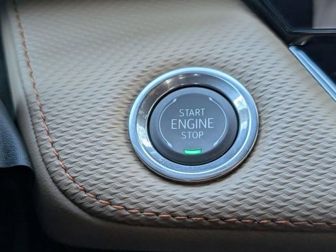 Used 2026 Chevrolet Equinox ACTIV w/ Convenience Package III image 30