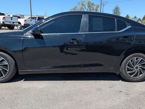 Used 2022 Nissan Sentra S FWD image 11