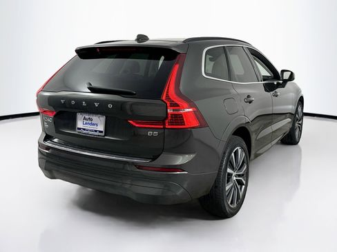 Used 2022 Volvo XC60 B5 Momentum w/ Protection Package Premier image 5