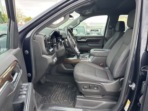 Used 2022 GMC Sierra 1500 Elevation w/ Preferred Package AWD/4WD image 7