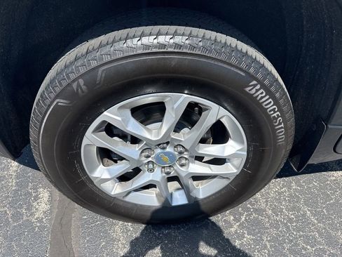 Used 2021 Chevrolet Traverse LT AWD/4WD image 25