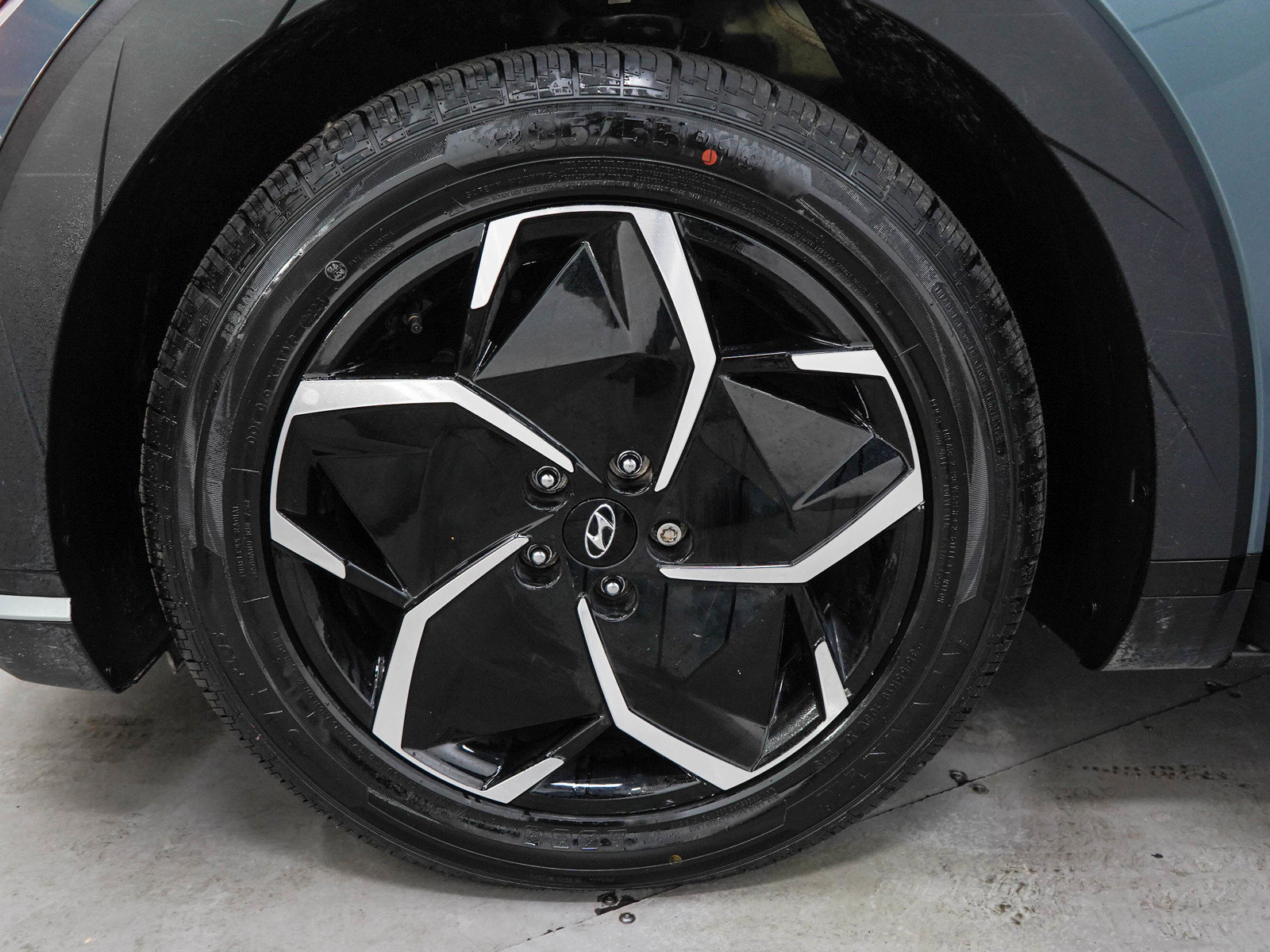 Certified 2024 Hyundai Ioniq 5 SEL AWD/4WD image 29