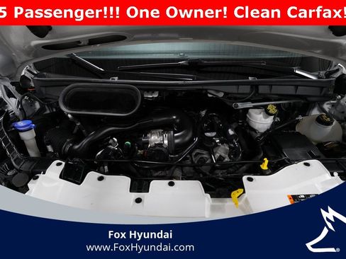 Used 2023 Ford Transit 350 XLT image 3