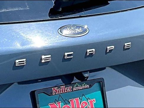 Used 2025 Ford Escape ST-Line Select AWD/4WD image 8