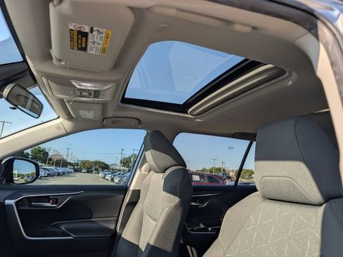 Certified 2024 Toyota RAV4 XLE w/ Convenience Package FWD image 27