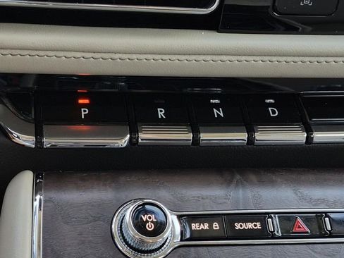 Used 2020 Lincoln Aviator Grand Touring w/ Equipment Group 301A image 31