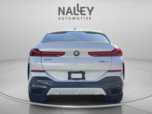 Used 2022 BMW X6 xDrive40i w/ Executive Package image 3