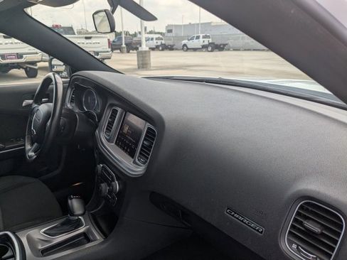 Used 2023 Dodge Charger SXT RWD image 19
