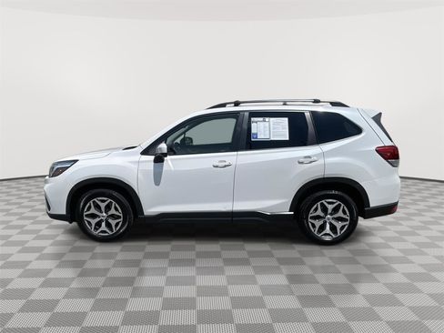 Used 2021 Subaru Forester Premium w/ Popular Package #1 AWD/4WD image 10