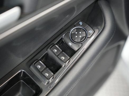 Used 2020 Ford Edge SEL w/ Convenience Package image 46