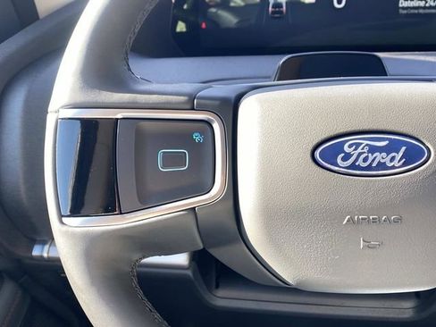 Used 2025 Ford Expedition Max Active image 30