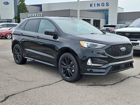 Certified 2024 Ford Edge ST-Line AWD/4WD image 7