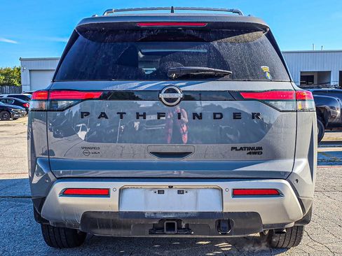 Used 2025 Nissan Pathfinder Platinum AWD/4WD image 5