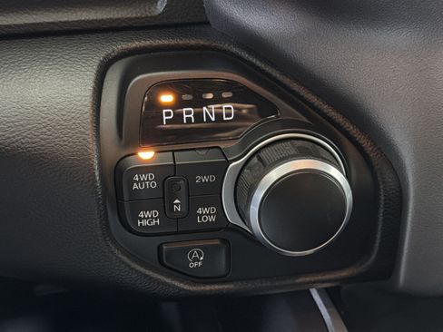 Used 2023 RAM 1500 Big Horn AWD/4WD image 24