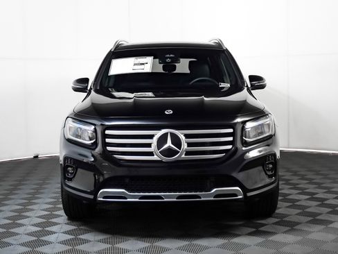 New 2025 Mercedes-Benz GLB 250 250 4MATIC image 11