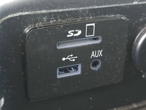 Used 2014 RAM 1500 Outdoorsman image 33