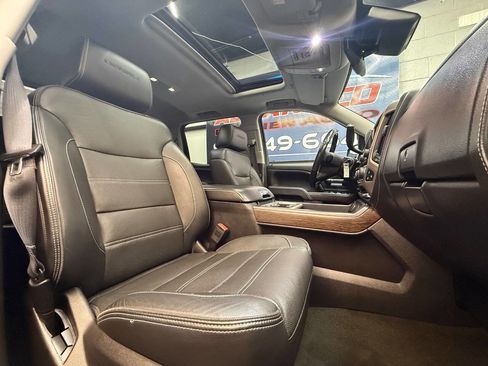 Used 2017 GMC Sierra 1500 Denali AWD/4WD image 4