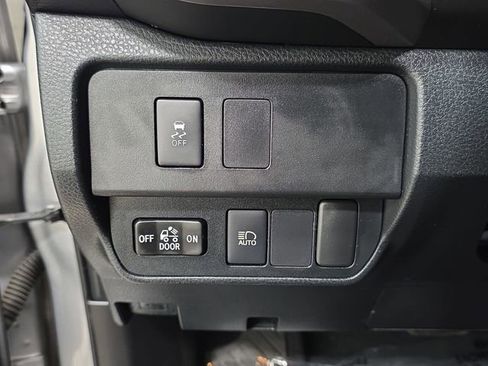 Certified 2021 Toyota Tacoma SR5 AWD/4WD image 26