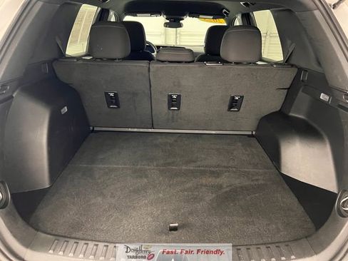 Used 2025 Chevrolet Equinox LT FWD image 34