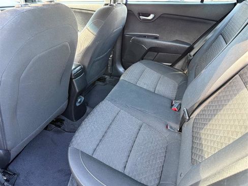 Used 2019 Kia Rio S image 14