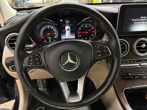 Used 2019 Mercedes-Benz GLC 300 GLC 300 image 19