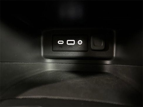 Used 2022 Chevrolet Equinox LT image 34