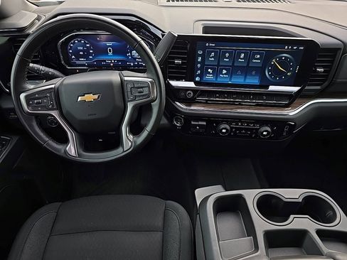 Certified 2024 Chevrolet Silverado 1500 LT image 30