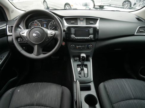 Used 2017 Nissan Sentra SV image 13