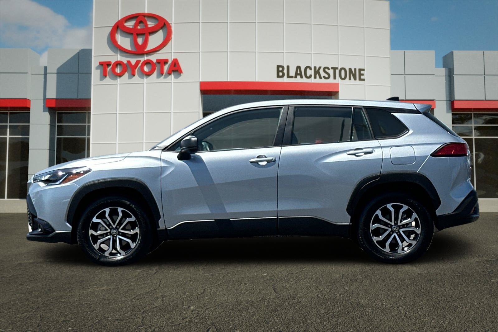 Certified 2025 Toyota Corolla Cross AWD Hybrid image 6