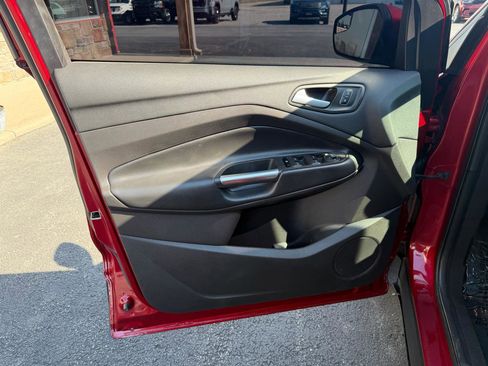 Used 2018 Ford Escape SEL image 13