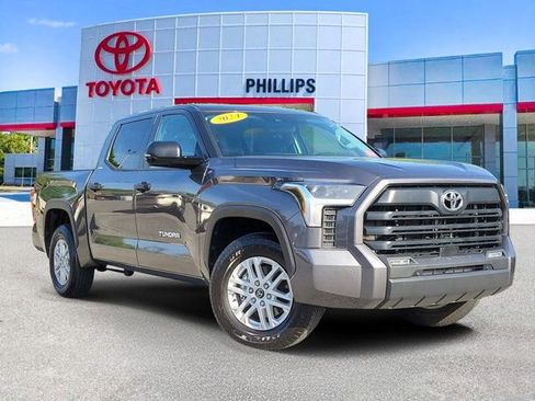 Used 2024 Toyota Tundra SR5 w/ SR5 Convenience Package RWD image 1