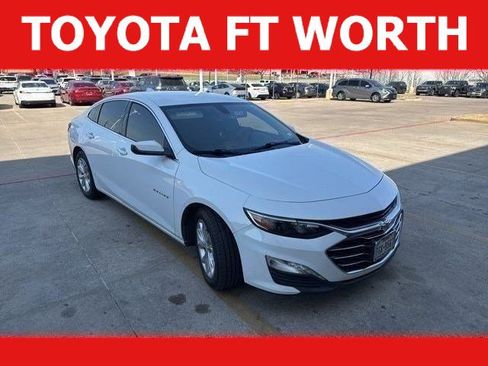 Used 2022 Chevrolet Malibu LT image 1