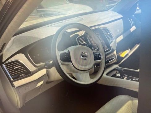 Used 2024 Volvo XC90 B6 Plus w/ Protection Package Premier AWD/4WD image 5