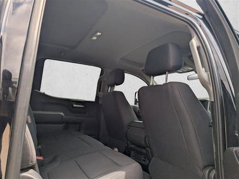 Used 2019 Chevrolet Silverado 1500 Custom w/ Custom Max Trailering Package AWD/4WD image 14