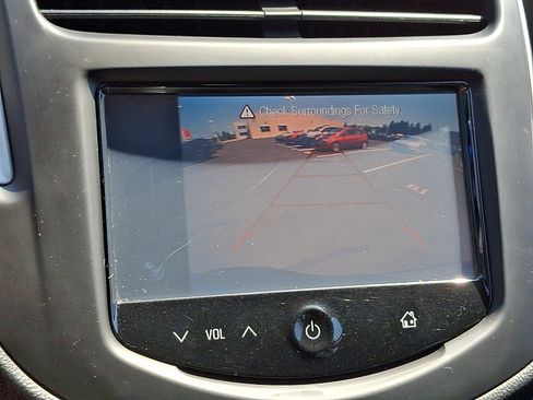 Used 2016 Chevrolet Trax LS FWD image 17