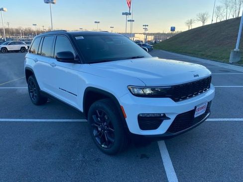 New 2025 Jeep Grand Cherokee Limited image 2