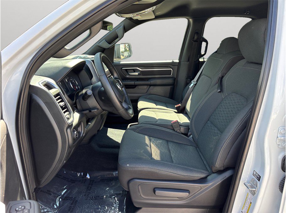 Used 2025 RAM 1500 Big Horn AWD/4WD image 2