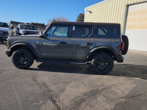 New 2025 Ford Bronco Outer Banks image 6