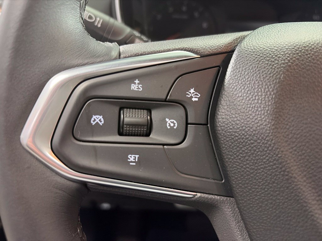 Used 2021 Chevrolet TrailBlazer ACTIV w/ Sun and Liftgate Package AWD/4WD image 37