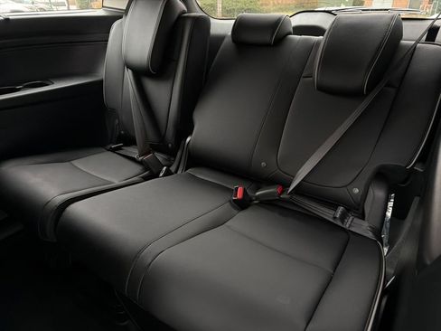 New 2026 Honda Odyssey Touring image 18