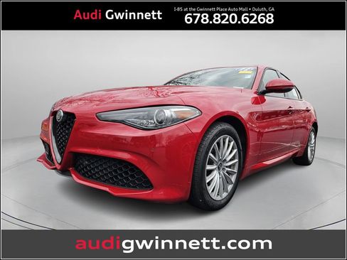 Used 2022 Alfa Romeo Giulia Sprint image 1