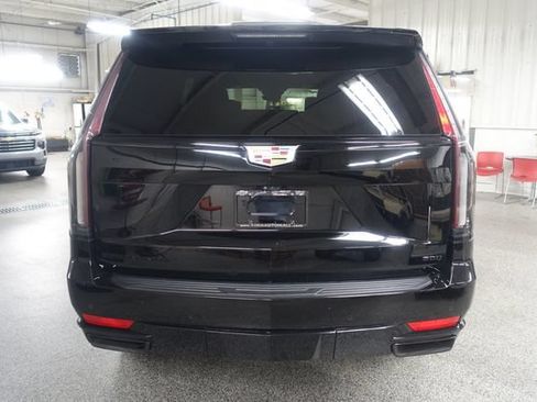 Used 2021 Cadillac Escalade ESV Sport AWD/4WD image 6