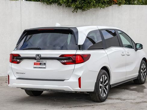 New 2026 Honda Odyssey EX-L image 6