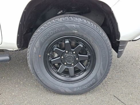 Used 2023 Toyota Tacoma SR image 28