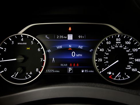 Used 2024 Nissan Murano Platinum FWD image 16