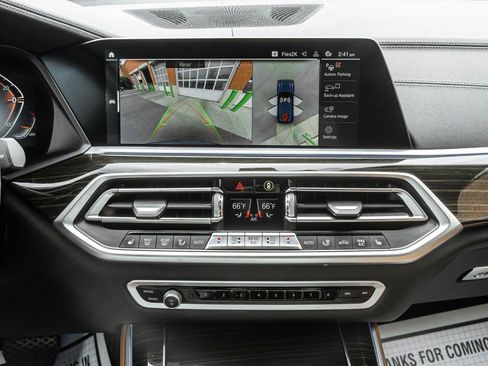 Used 2021 BMW X5 xDrive40i w/ Premium Package AWD/4WD image 19