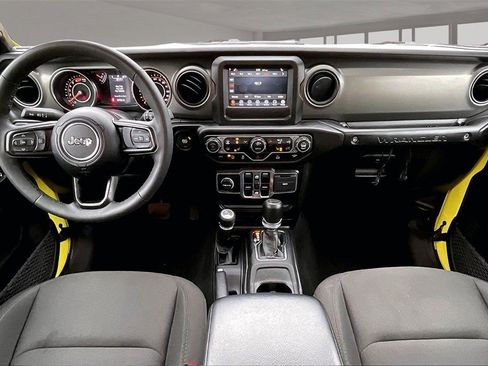 Used 2023 Jeep Wrangler Unlimited Sport image 7