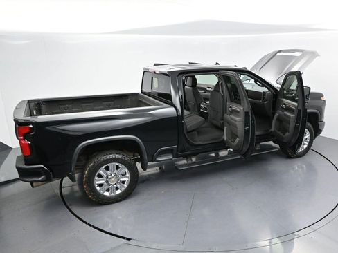 Used 2024 Chevrolet Silverado 2500 High Country w/ High Country Premium Package AWD/4WD image 41
